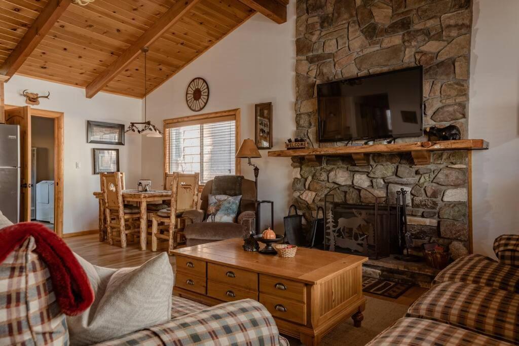 Hot Tub*Kids Room*Family Cabin Big Bear City Exteriör bild
