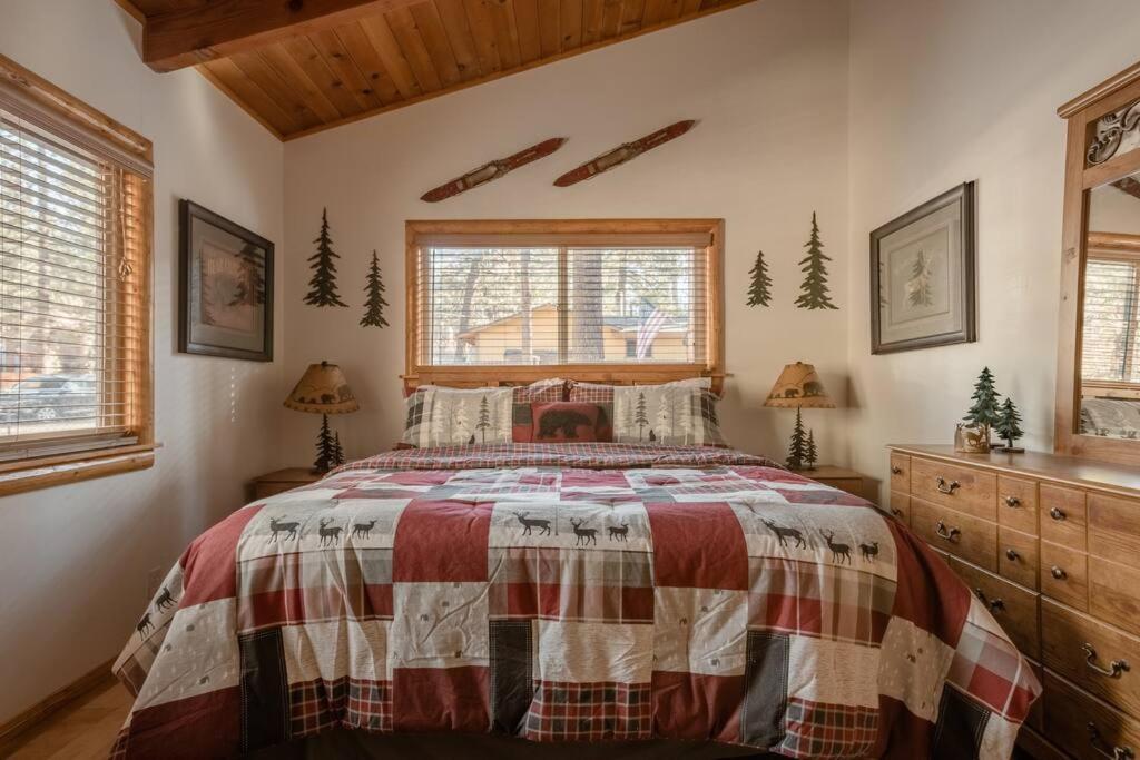 Hot Tub*Kids Room*Family Cabin Big Bear City Exteriör bild